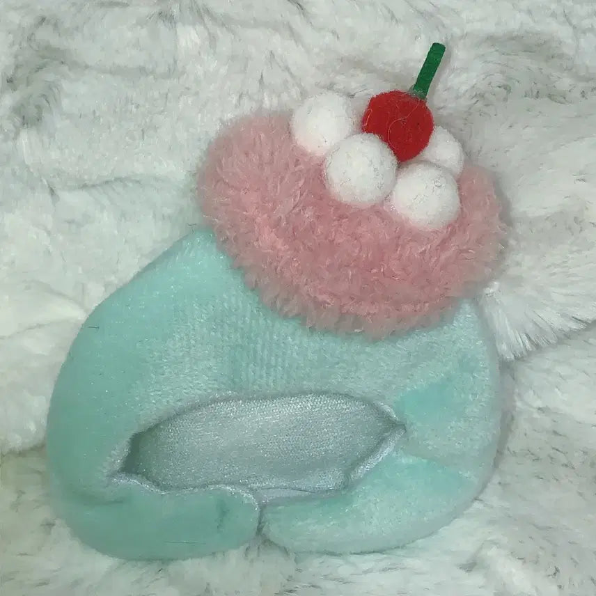 [SOLD OUT] 민트 체리 아이스크림 인형옷 새상품 10깅 누이