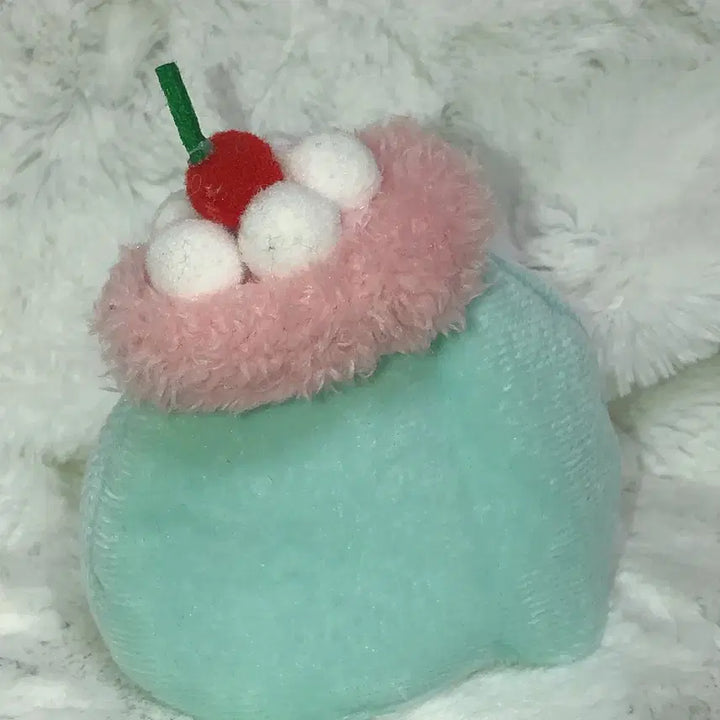 [SOLD OUT] 민트 체리 아이스크림 인형옷 새상품 10깅 누이