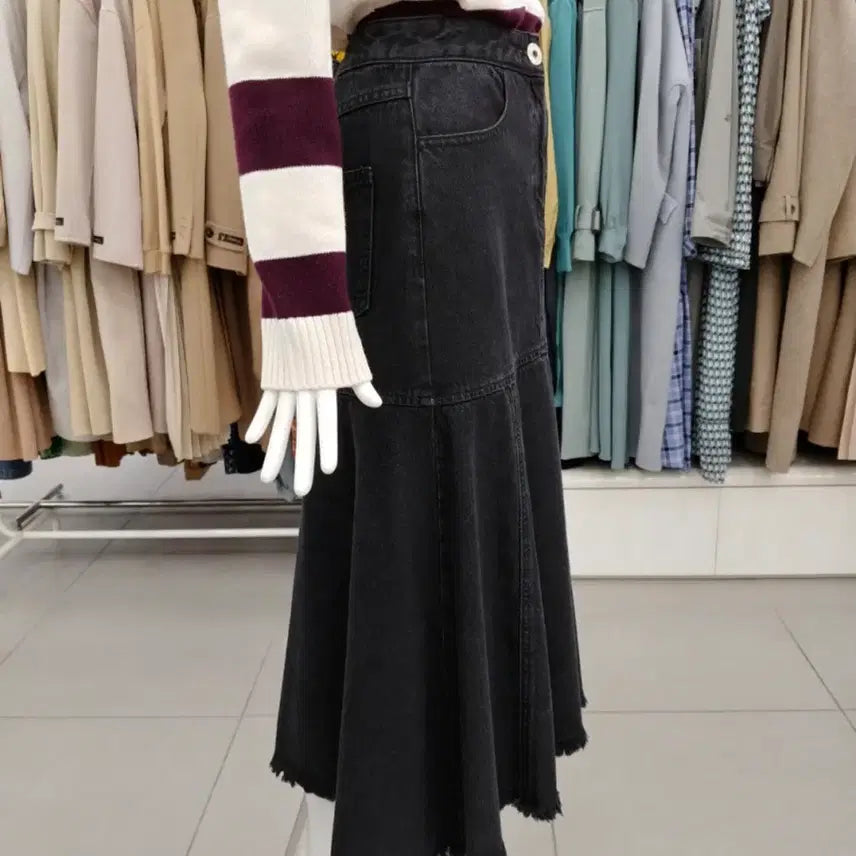 [BUNJANG] CC Collect Slit Detail Denim Skirt / 22FW CC COLLECT 옆트임 포인트 데님 스커트