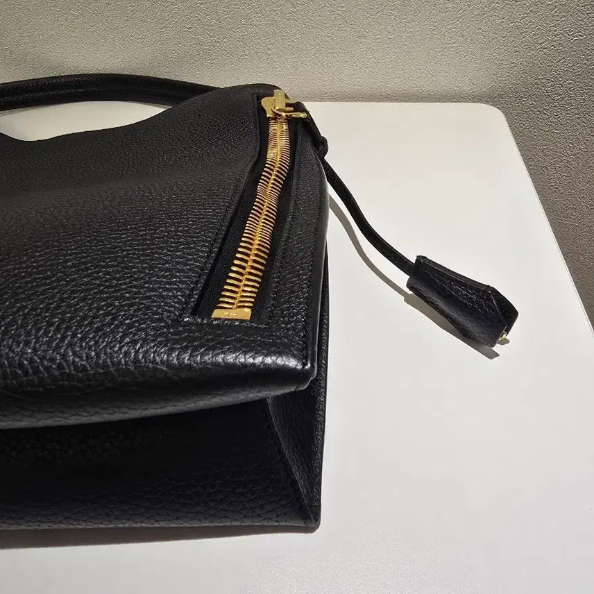 [BUNJANG] Tom Ford Alix Hobo Bag / 톰포드 알릭스 호보(Tomford Alix Hobo)