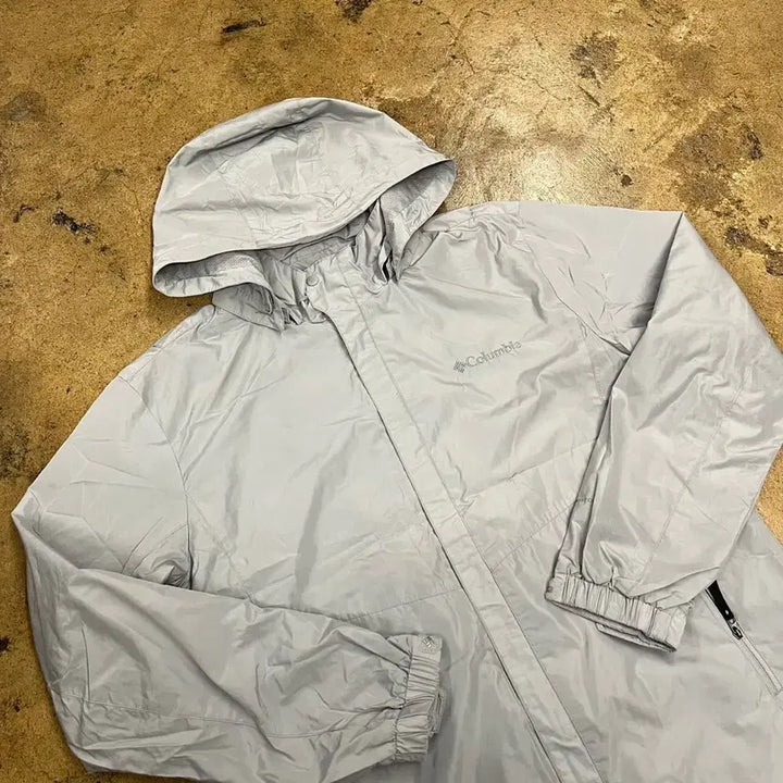 [BUNJANG] Columbia Hooded Windbreaker Jacket Light Gray / [정품/L] 컬럼비아 후드 바람막이 자켓 라이트그레이