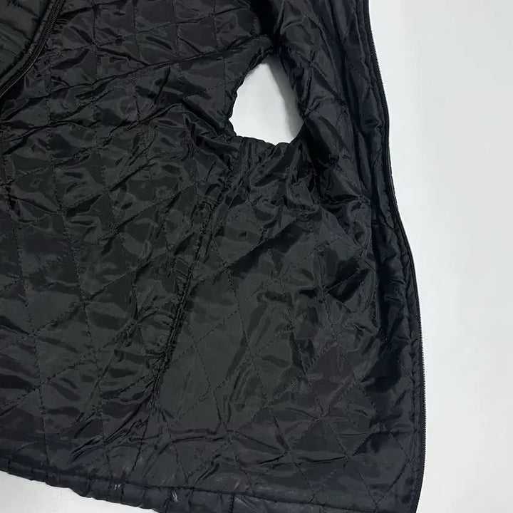 [BUNJANG] Kappa Quilted Lightweight Padded Vest / 카파 누빔 경량패딩 조끼