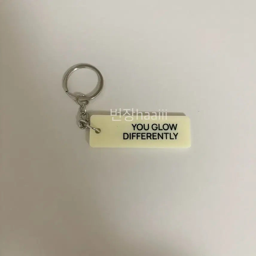 [BUNJANG] 글로니 키링 키홀더 glowny 당일배송 / 글로니 키링 키홀더 glowny 당일배송