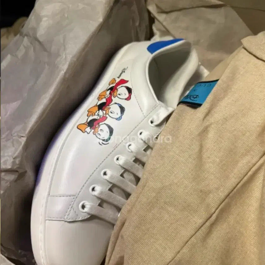 [BUNJANG] Gucci Donald Duck Sneakers (Size 250) / 구찌 도날드덕 프린팅 스니커즈 250사이즈