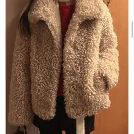 [BUNJANG] Beige Fur Jacket / 베이지 퍼자켓