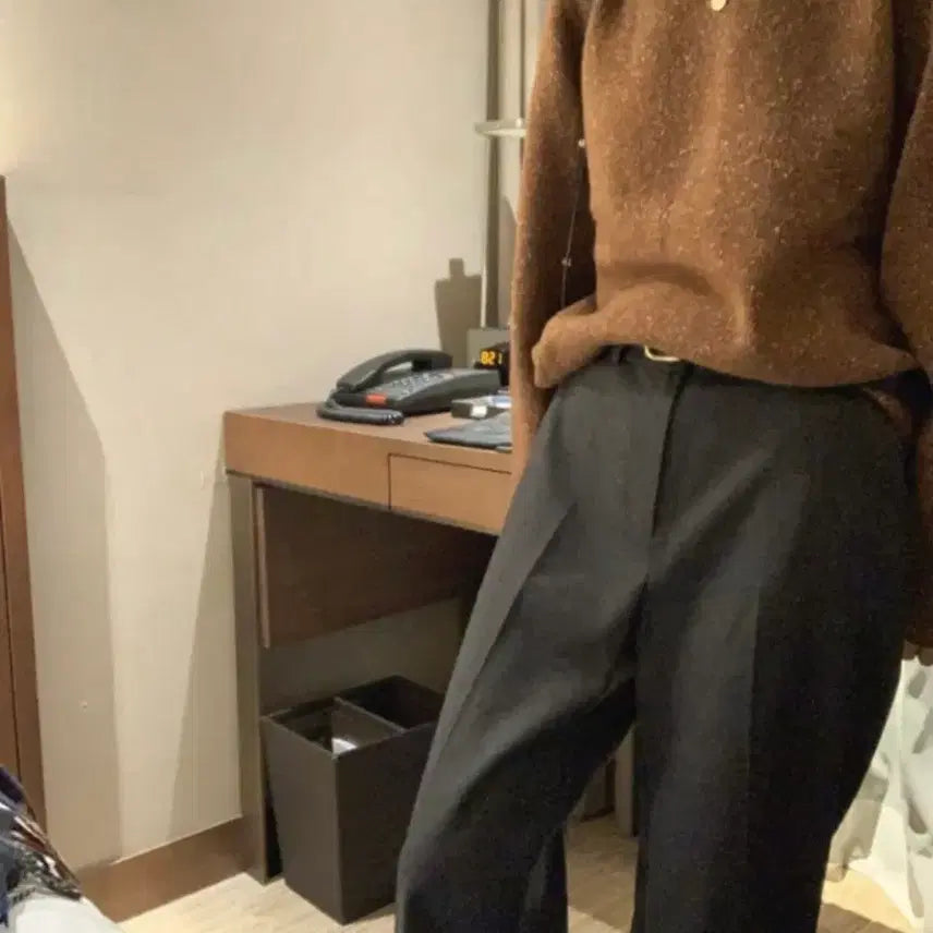 [BUNJANG] Ounce V-Neck Knit / ounce 온스 브이넥 니트