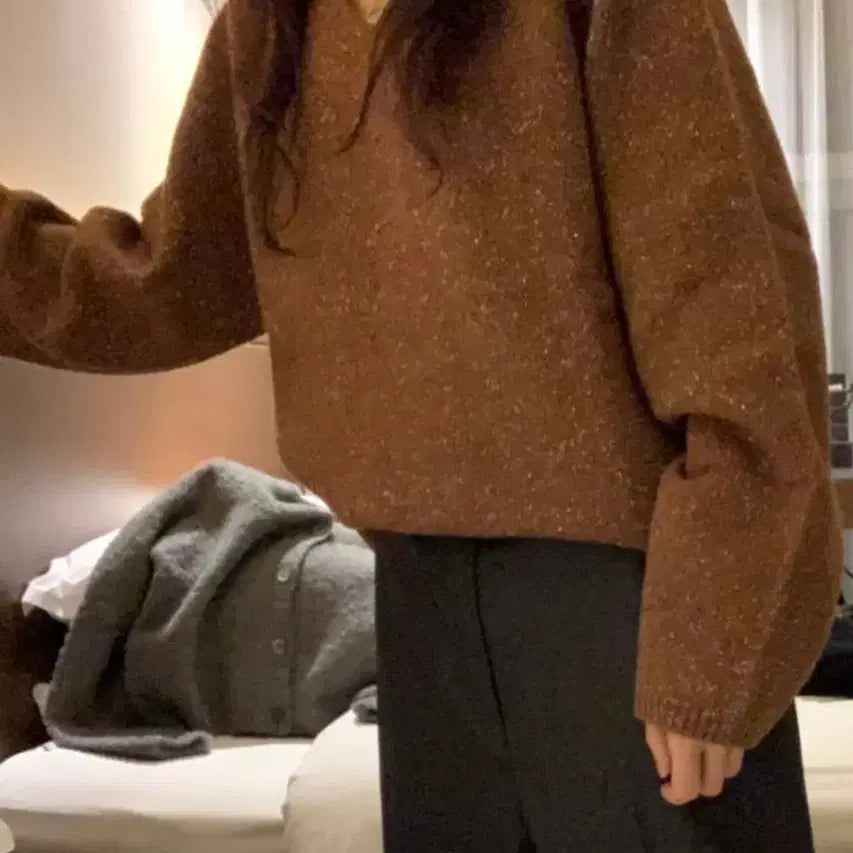 [BUNJANG] Ounce V-Neck Knit / ounce 온스 브이넥 니트