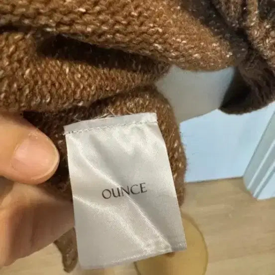 [BUNJANG] Ounce V-Neck Knit / ounce 온스 브이넥 니트