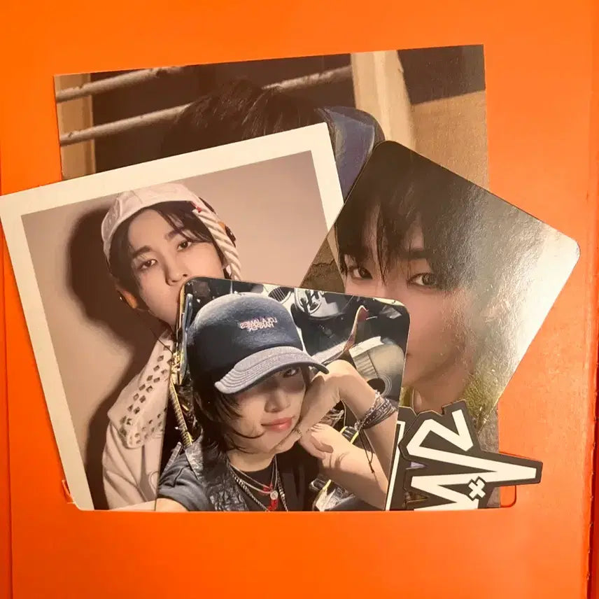 [BUNJANG] AxMxP Signed Album and Debut Showcase Gift / 급전) AxMxP 사인앨범 및 데뷔 쇼케 역조공 시집, amp 에이엠피