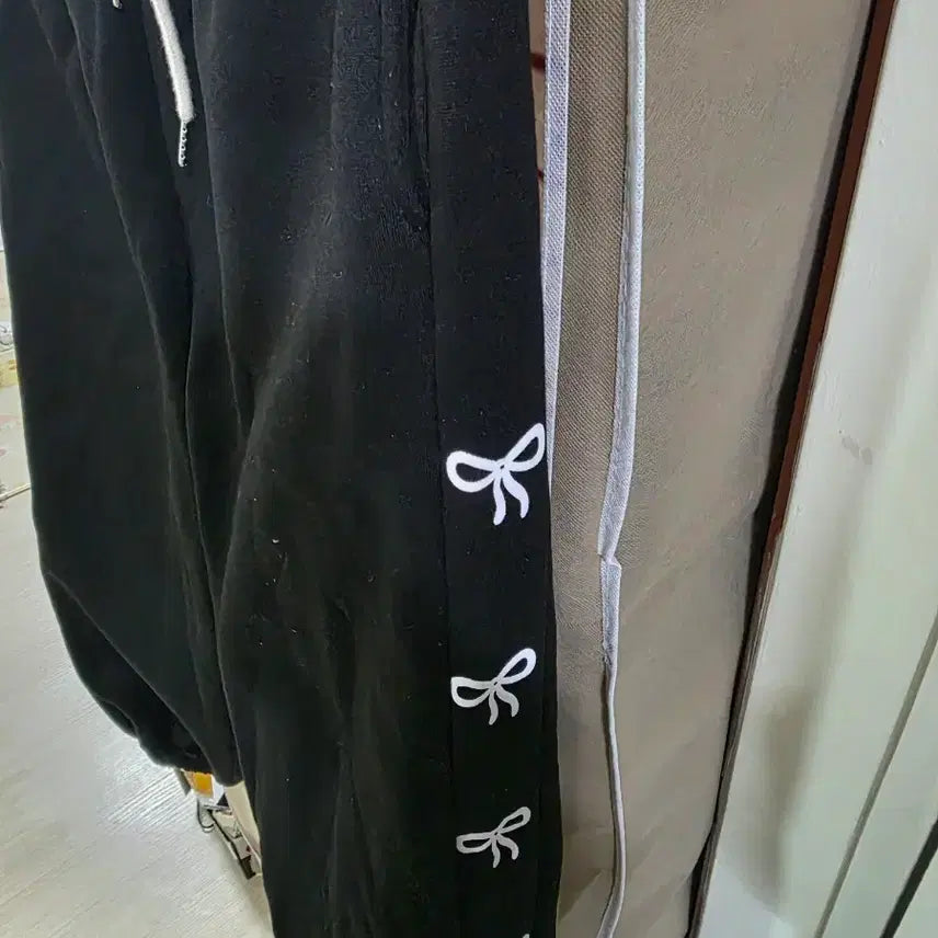 [BUNJANG] Black Jogger Pants / 블랙 조거 팬츠