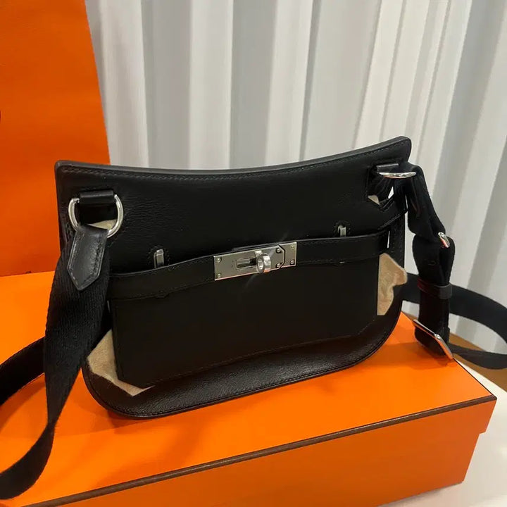 [BUNJANG] Hermes Jypsiere Mini 89 Noir Black Crossbody Bag / 에르메스 집시에르 미니 89 noir 블랙 은장 hermes