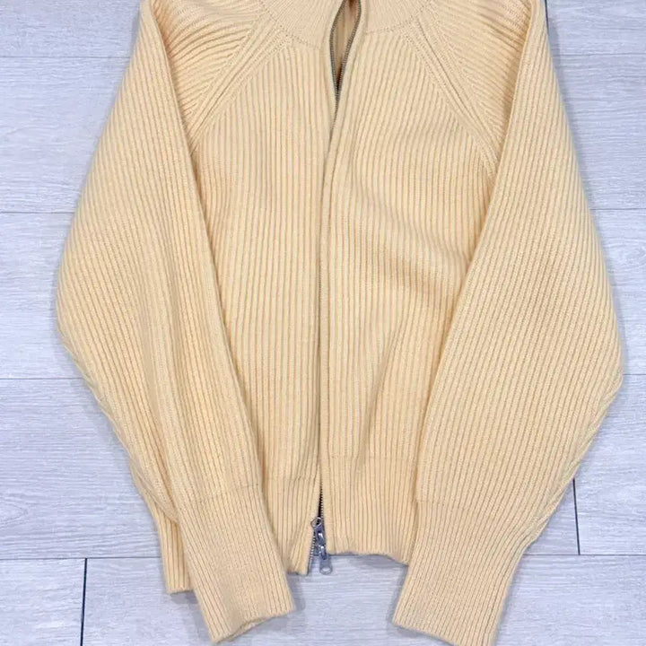 [BUNJANG] Frui 2-Way Bulky Zip-Up (Lemon, M) / 프루이 2웨이 벌키 집업(레몬, M) 팝니다