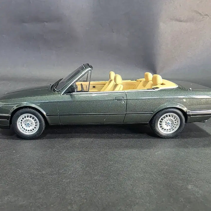 [BUNJANG] Otto BMW E30 325i Convertible Diecast Model / 1/18 오또 BMW E30 325i 컨버터블