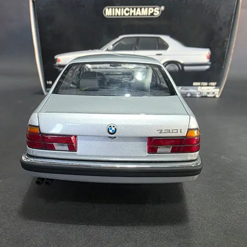 [BUNJANG] Minichamps BMW E32 730i 1/18 Scale Model / 1/18 미니챔프 BMW E32 730i