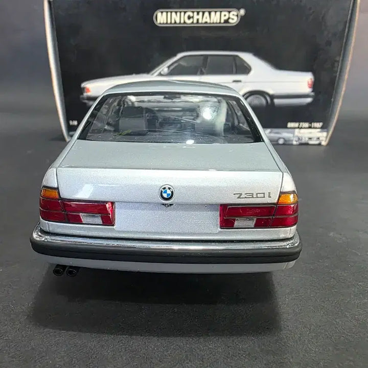 [BUNJANG] Minichamps BMW E32 730i 1/18 Scale Model / 1/18 미니챔프 BMW E32 730i