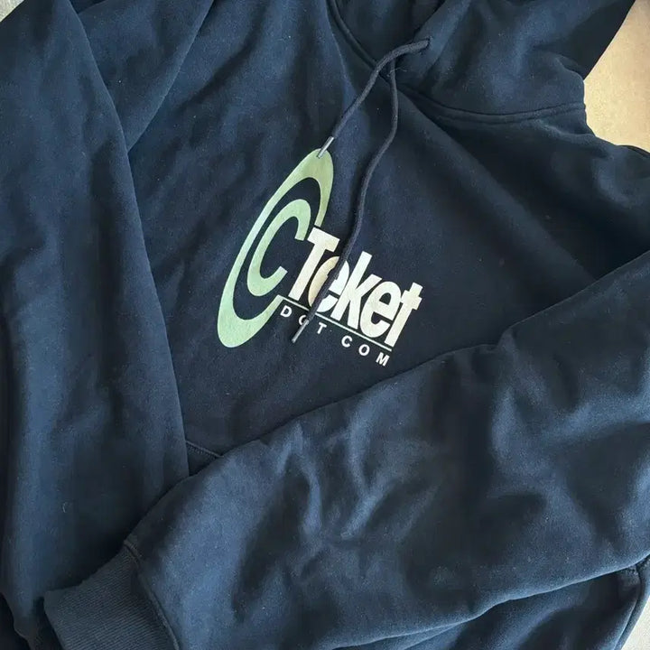 [BUNJANG] Teket Symbol Hoodie Navy L / 테켓 심볼 후드 네이비 L