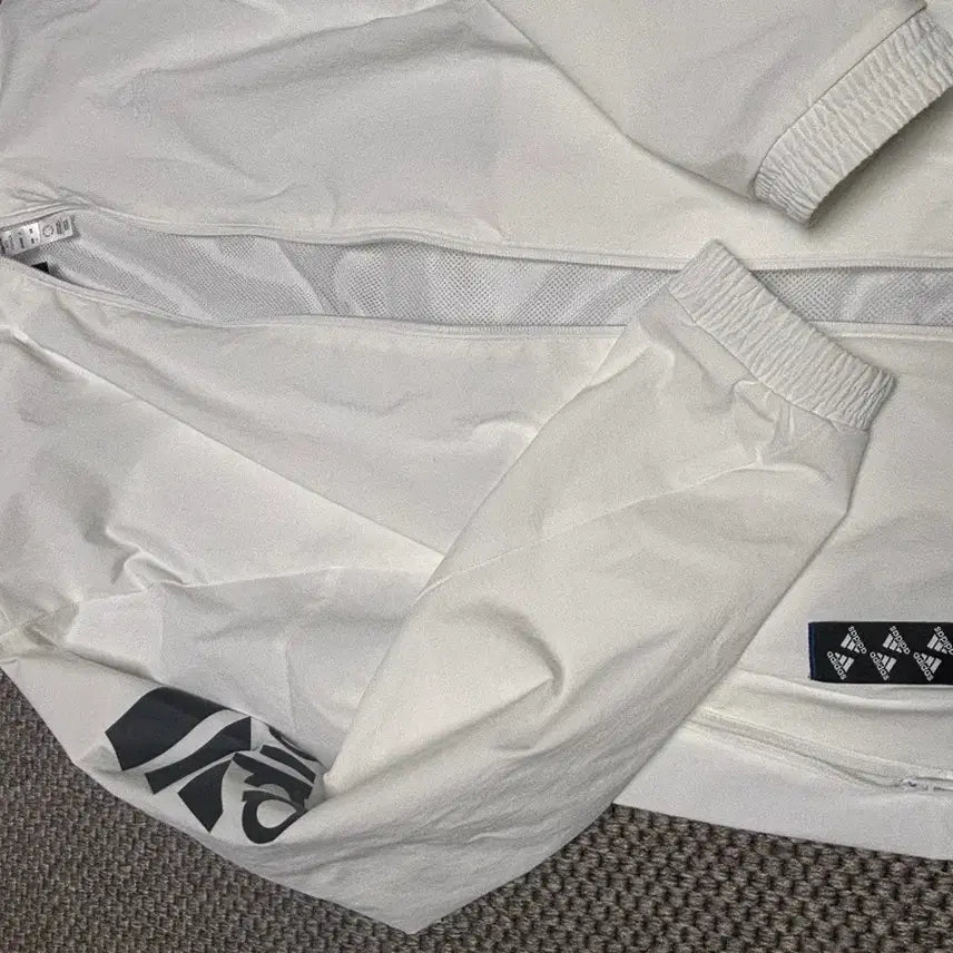 [BUNJANG] Adidas White Track Jacket / 아디다스 화이트 트랙 자켓