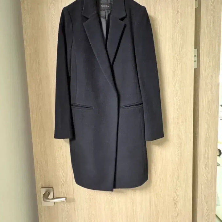 [BUNJANG] Tasse Tasse Coat / Tasse Tasse 블랙 모직 코트 55