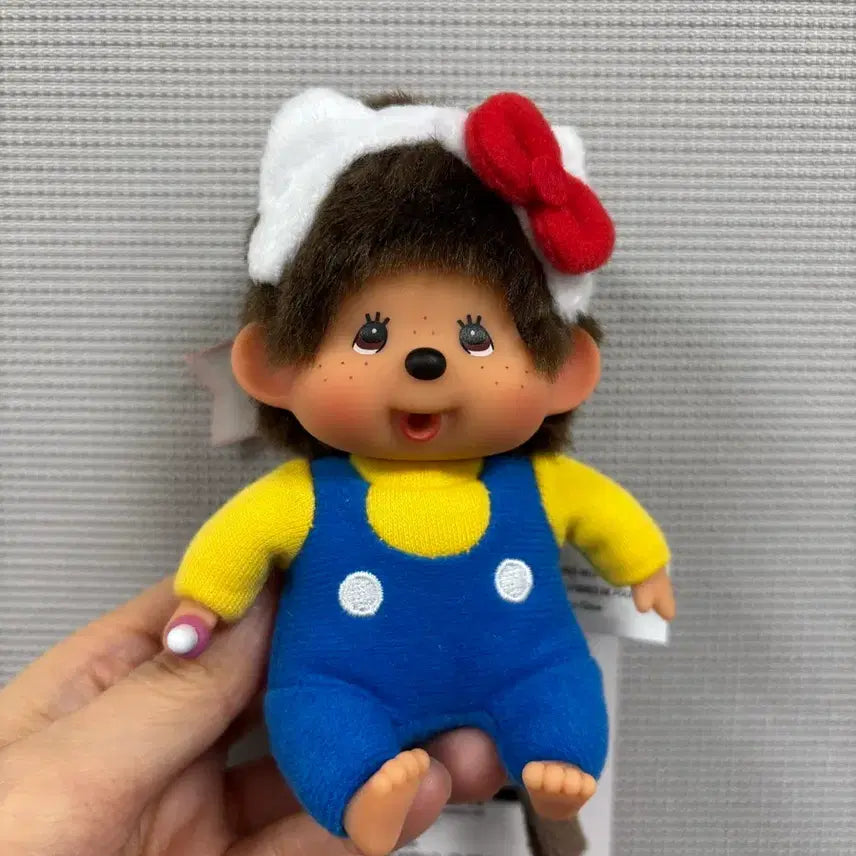 [BUNJANG] Hello Kitty Monchhichi Doll Keyring / 헬로키티 몬치치 정품 새상품