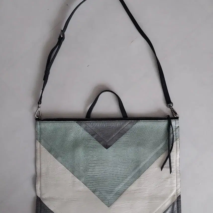 [BUNJANG] Rouge &amp; Lounge Leather Shoulder Bag / 루즈앤라운지 rouge&amp;lounge  숄더백 가죽