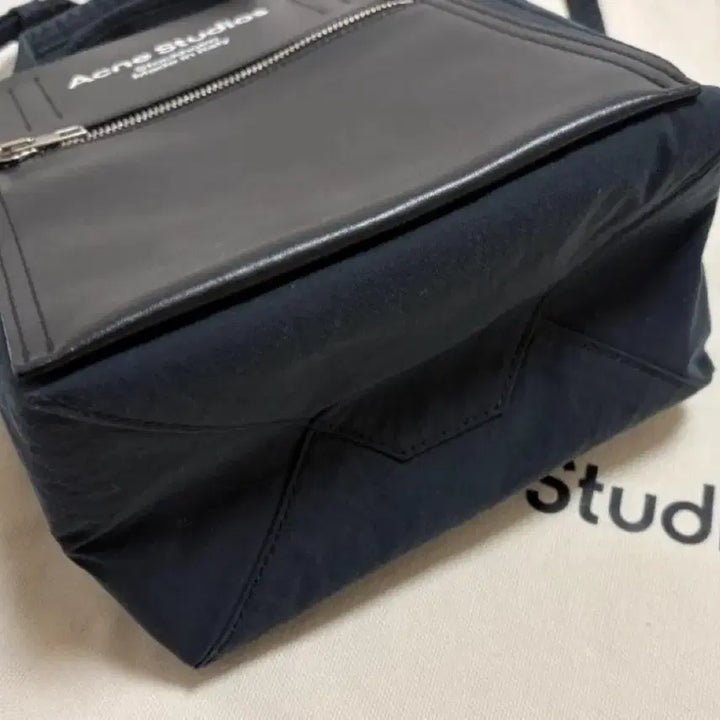 [BUNJANG] Acne Studios Baker Bag Black Small (Dust Bag, Inner Bag Included) / 아크네스튜디오 베이커백 블랙 스몰 (더스트백, 이너백 포함)