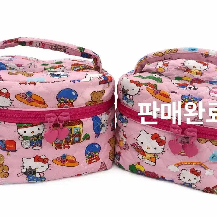 [BUNJANG] Sanrio Kitty Square Pouch / [마지막 한개]산리오 키티사각 파우치 누빔 손잡이 파우치