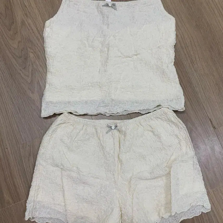 [BUNJANG] TANT In A Easy Wear Set / 타낫 인에이 이지웨어 세트