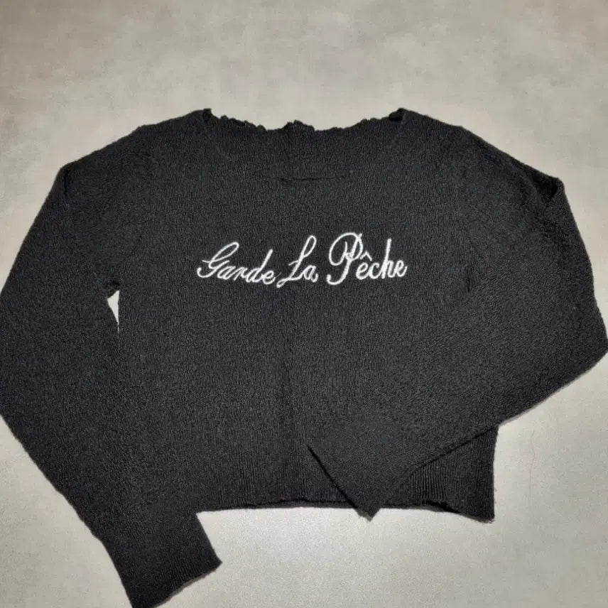 [SOLD OUT] 블랙 크롭니트 S