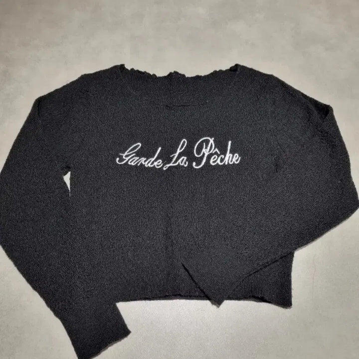 [SOLD OUT] 블랙 크롭니트 S
