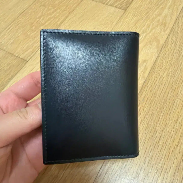 [SOLD OUT] 셀린느 바이폴드 카드 홀더 샤이니 카프스킨 블랙