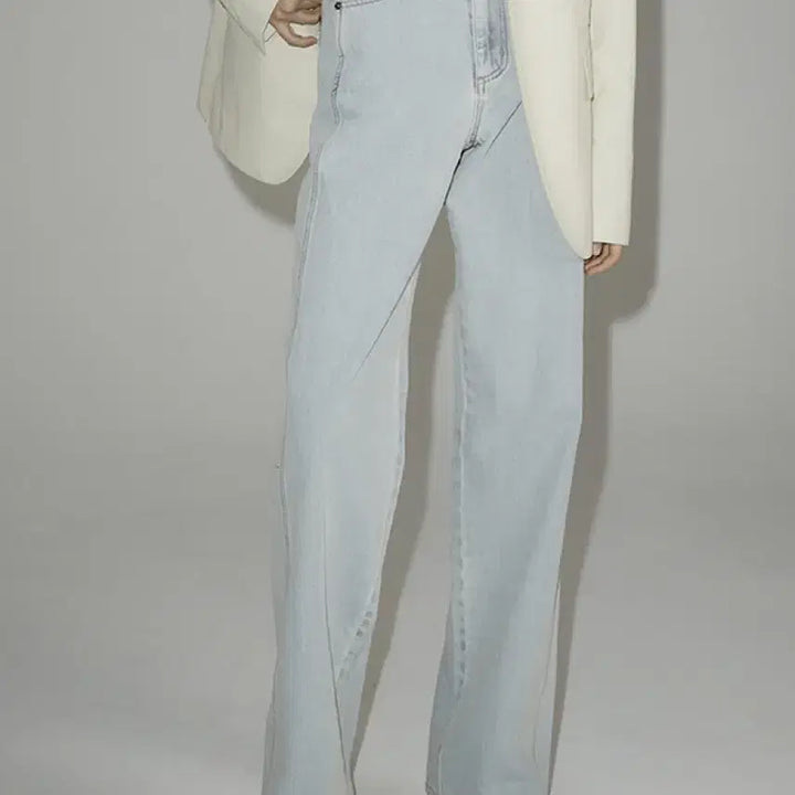 [BUNJANG] Eumkim Signature Semi Wide Denim Pants - Light Blue (Size S) / 으음키임 시그니쳐 세미 와이드 데님 팬츠_LIGHT BLUE
