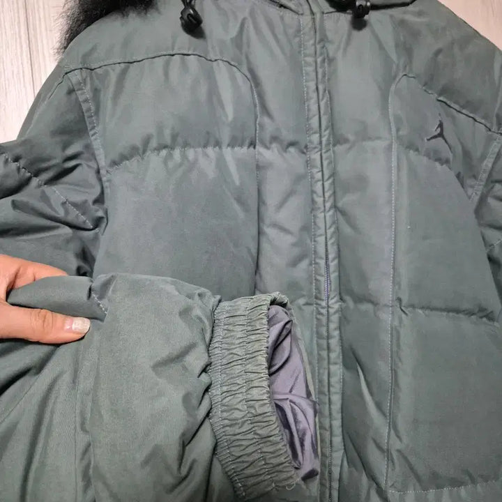 [BUNJANG] Jordan Men's Duck Down Padded Jacket / 조던 남성 오리털 패딩 M 카키