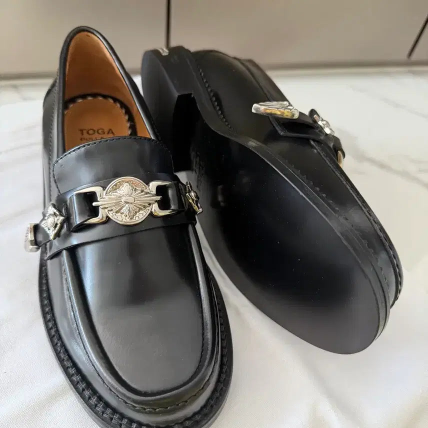 [BUNJANG] TOGA PULLA Metal Loafer / (37.5) TOGA PULLA 토가풀라 메탈 로퍼