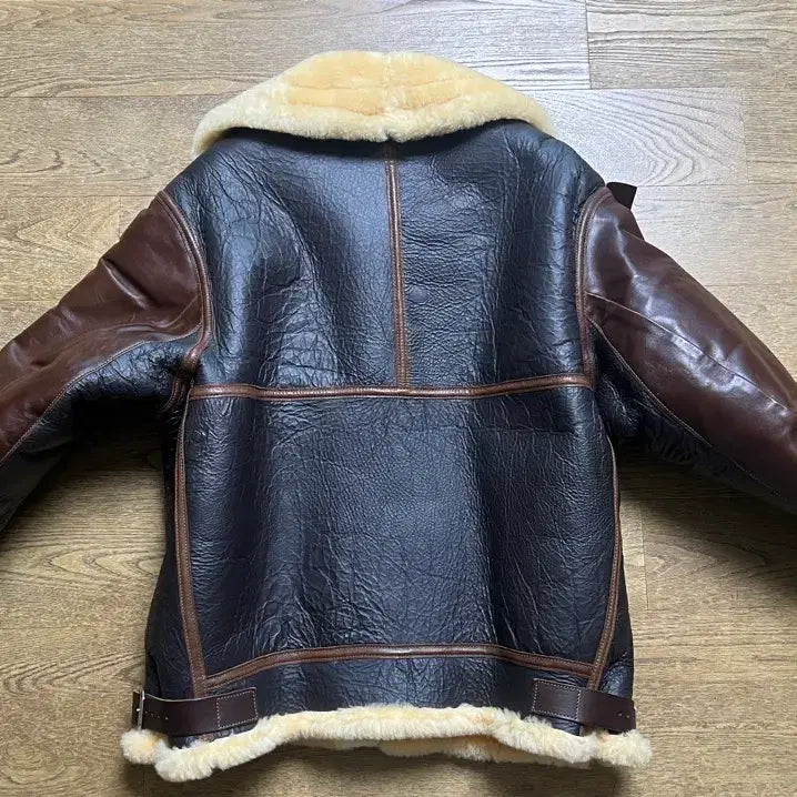 [BUNJANG] Eastman Leather B-3 Mustang Jacket 42 Size / 이스트맨레더 B-3 무스탕 자켓 42사이즈