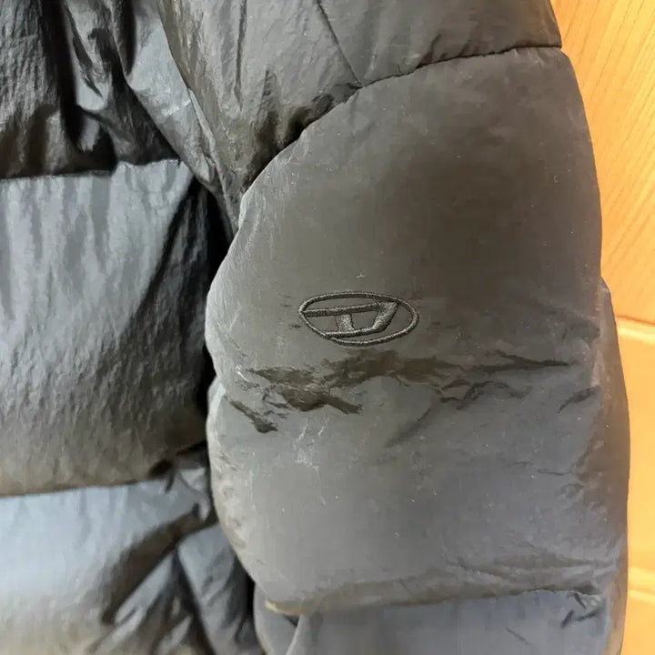 [BUNJANG] Diesel Label Padded Jacket / (50) 디젤 라벨 패딩