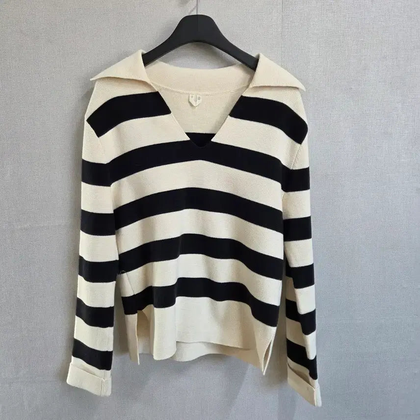 [BUNJANG] 아르켓 스트라이프 카라 니트 M / 아르켓 스트라이프 카라 니트 M