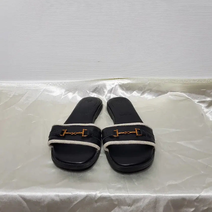 [BUNJANG] Massimo Dutti Women's Leather Slippers (Size 38) / 마시모두띠/여성레더슬리퍼/미사용/38(240)/파라오쇼핑