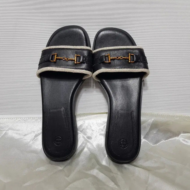 [BUNJANG] Massimo Dutti Women's Leather Slippers (Size 38) / 마시모두띠/여성레더슬리퍼/미사용/38(240)/파라오쇼핑