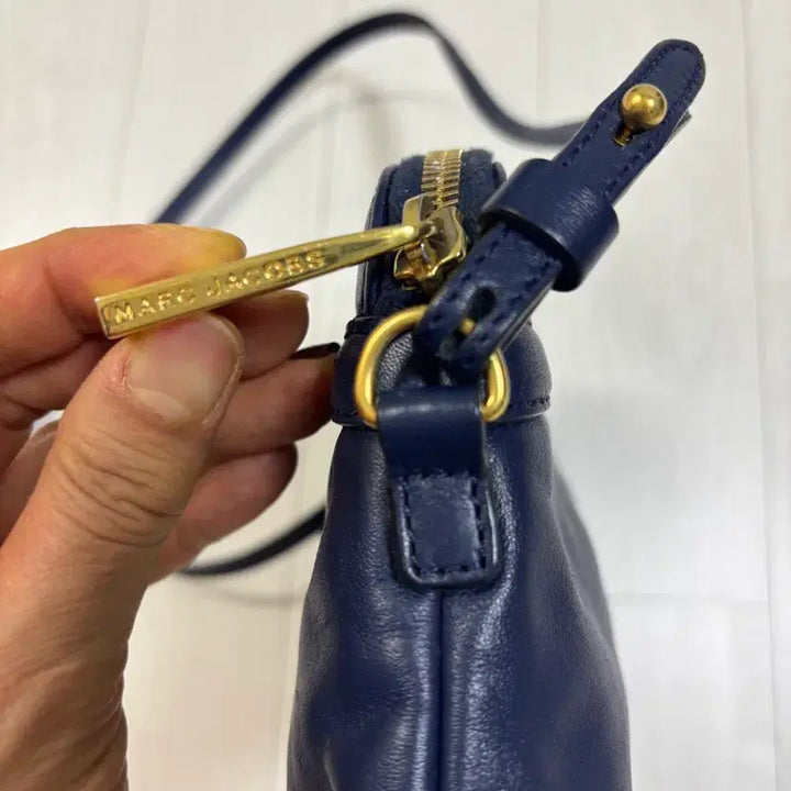 [BUNJANG] MARC JACOBS Navy Leather Crossbody Bag / [정품] 마크제이콥스 네이비 가죽 크로스백
