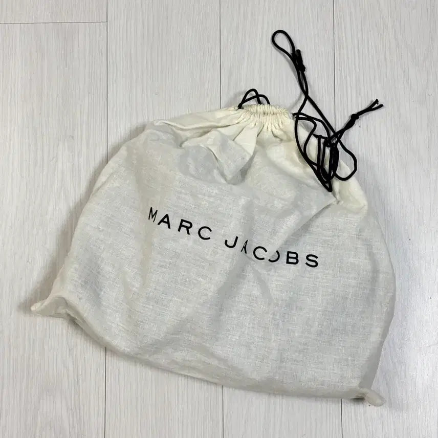 [BUNJANG] MARC JACOBS Navy Leather Crossbody Bag / [정품] 마크제이콥스 네이비 가죽 크로스백