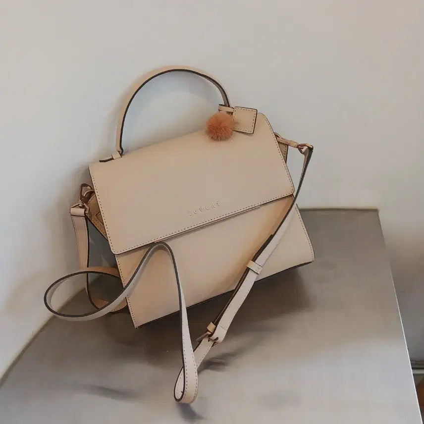 [BUNJANG] Lovecat Crossbody Bag / 러브캣 정품 크로스백