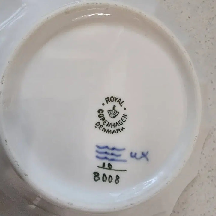 [BUNJANG] Royal Copenhagen Blue Flower 16-angle Plate / 로얄코펜하겐 블루플라워 16각 꽃접시