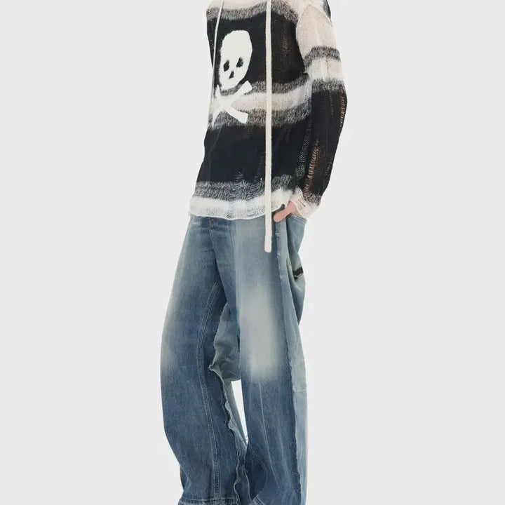 [BUNJANG] Hysteric Glamour Skull Applique Striped Sweater White / 히스테릭 글래머 스컬 아플리케 크러쉬드 스트라이프 스웨터 화이트