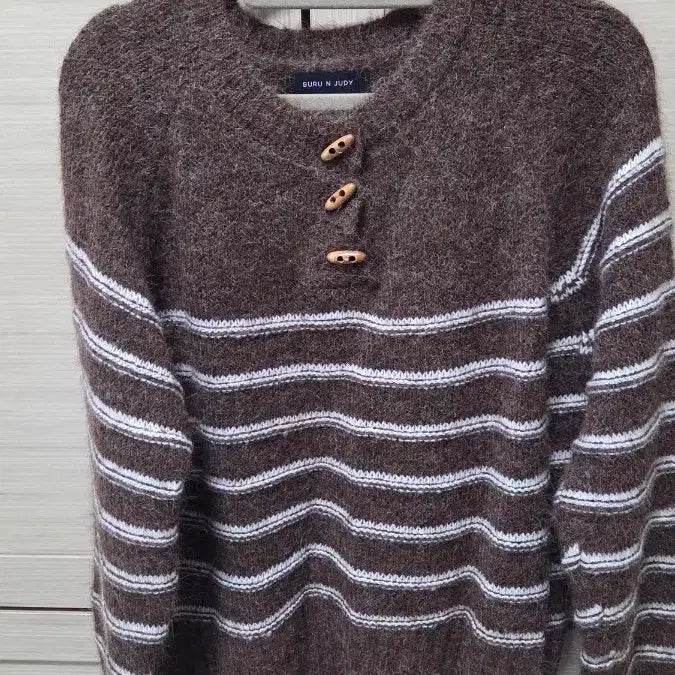 [BUNJANG] Brown Knit / 밤색 니트 --새것