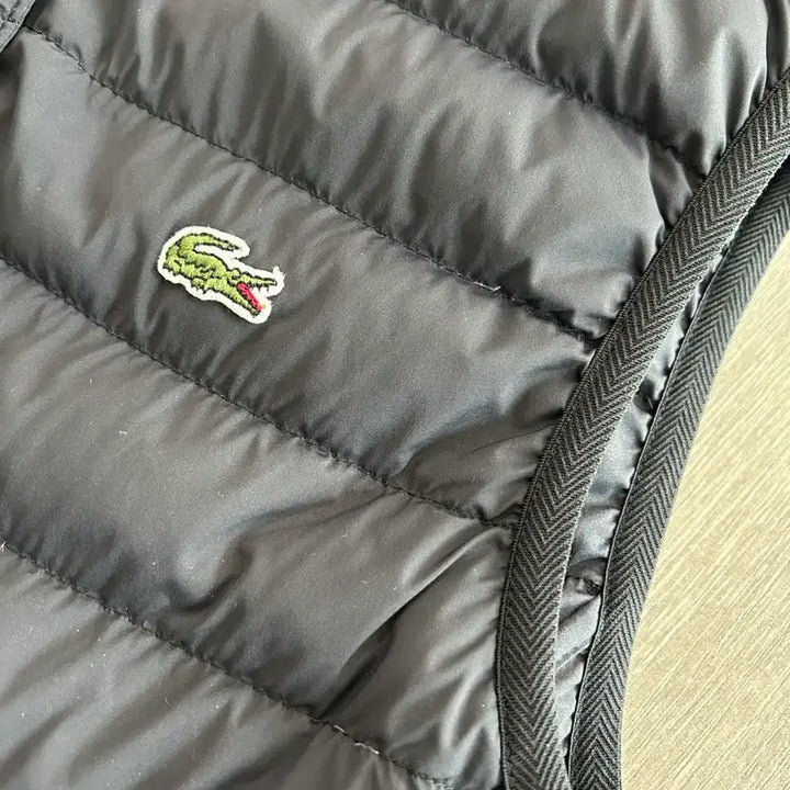[BUNJANG] Lacoste Women's Padded Vest / 라코스테패딩조끼