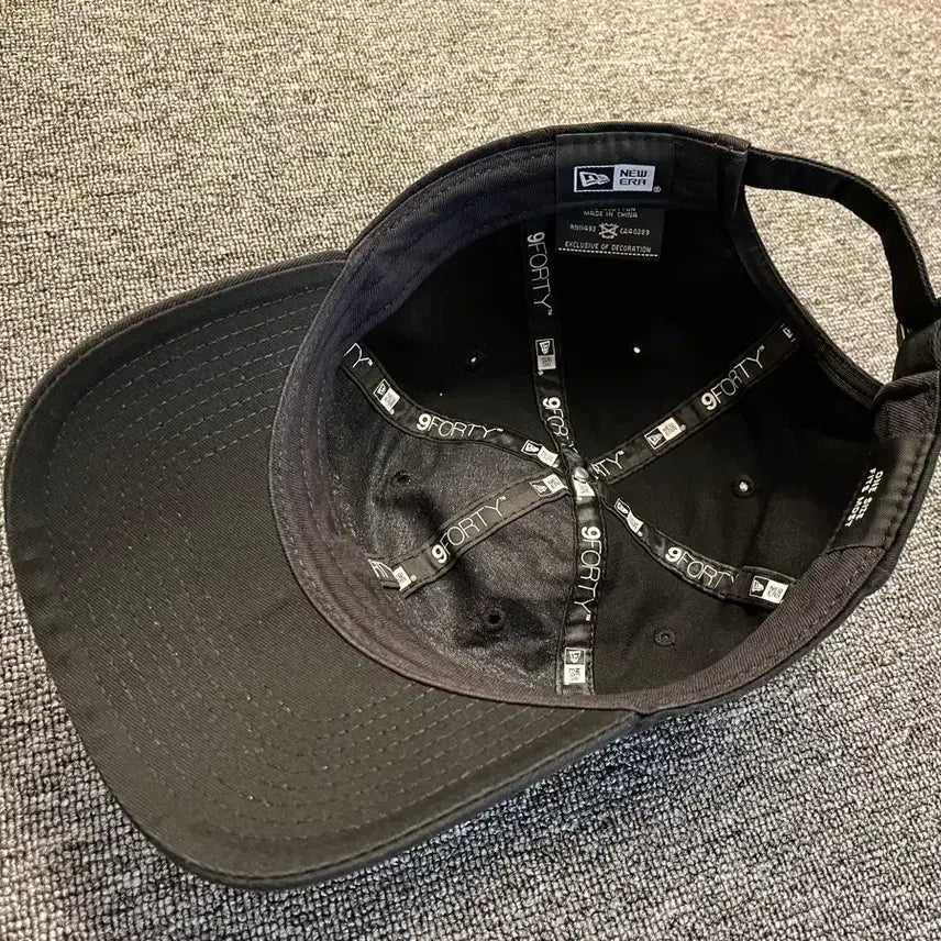 [SOLD OUT] 뉴에라 Original Punk 볼캡 블랙