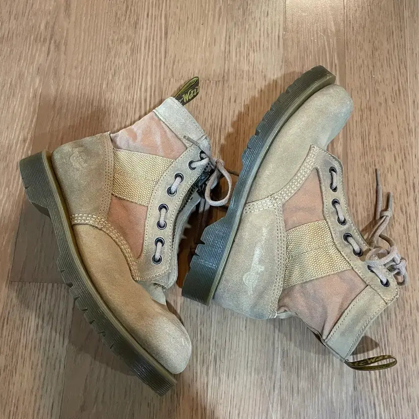 [SOLD OUT] 닥터마틴 스웨이드 배색 워커 부츠 (7)