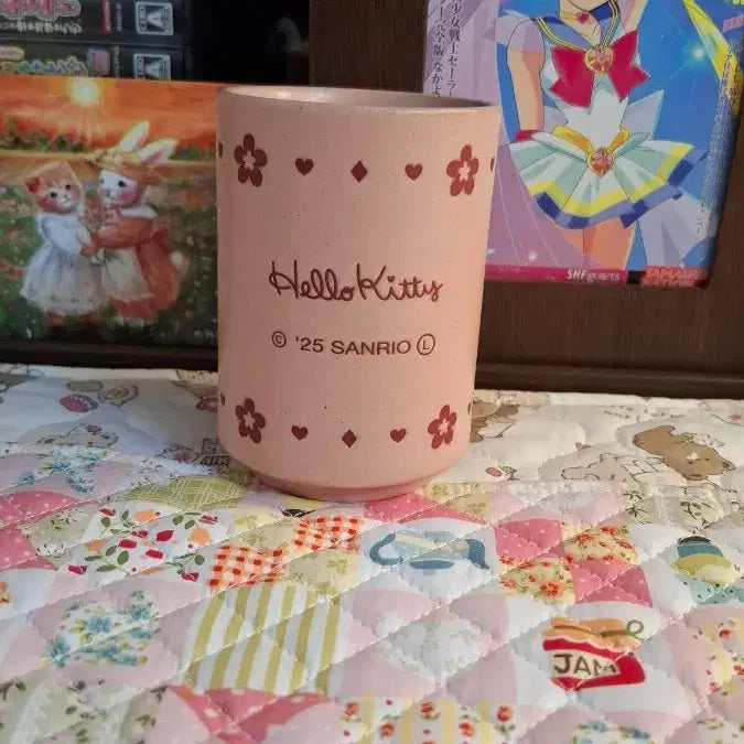 [BUNJANG] Sanrio Hello Kitty Pink Ceramic Pen Stand / 산리오 헬로키티 카오하나 핑크 도자기 펜스탠드 펜꽂이