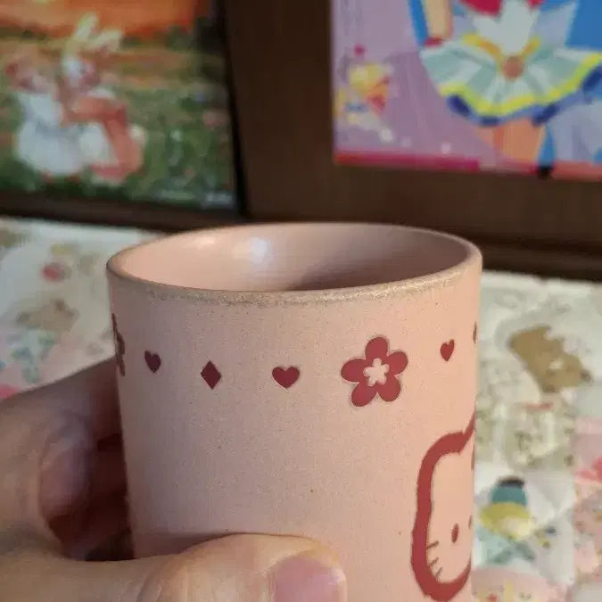 [BUNJANG] Sanrio Hello Kitty Pink Ceramic Pen Stand / 산리오 헬로키티 카오하나 핑크 도자기 펜스탠드 펜꽂이