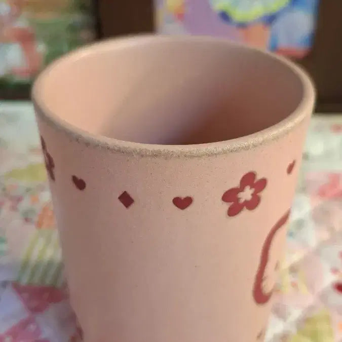 [BUNJANG] Sanrio Hello Kitty Pink Ceramic Pen Stand / 산리오 헬로키티 카오하나 핑크 도자기 펜스탠드 펜꽂이